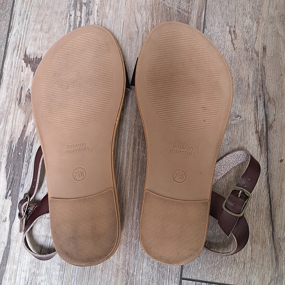 Amazon Essentials Women's Two Strap Buclke Sandals Brown Size 7.5W - Picture 9 of 11